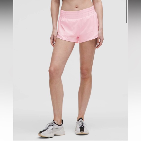 Lululemon Hotty Hot HR Shorts 2.5” size 14 in pink organza - Picture 1 of 6